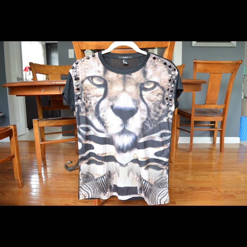 Cheetah T-Shirt with Gems